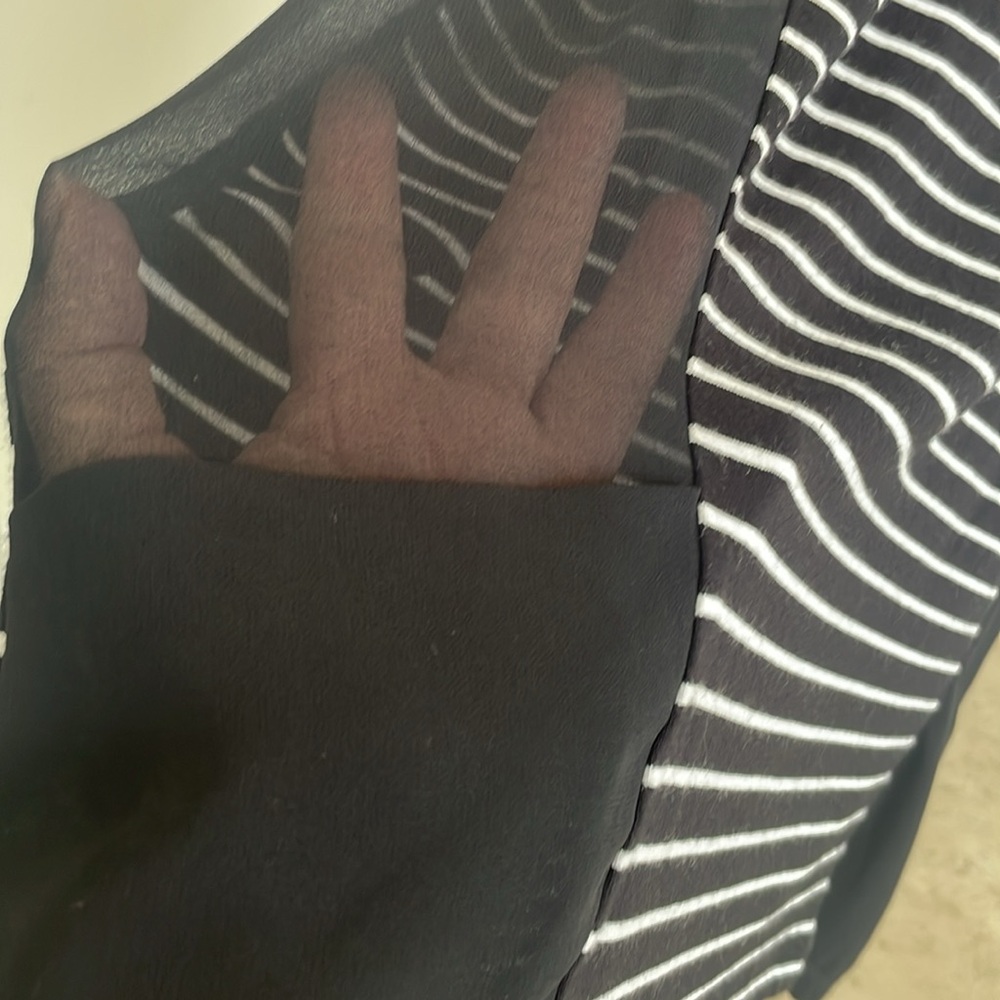 VERTIGO BLK/WH TANK TOP - Picture 7 of 10